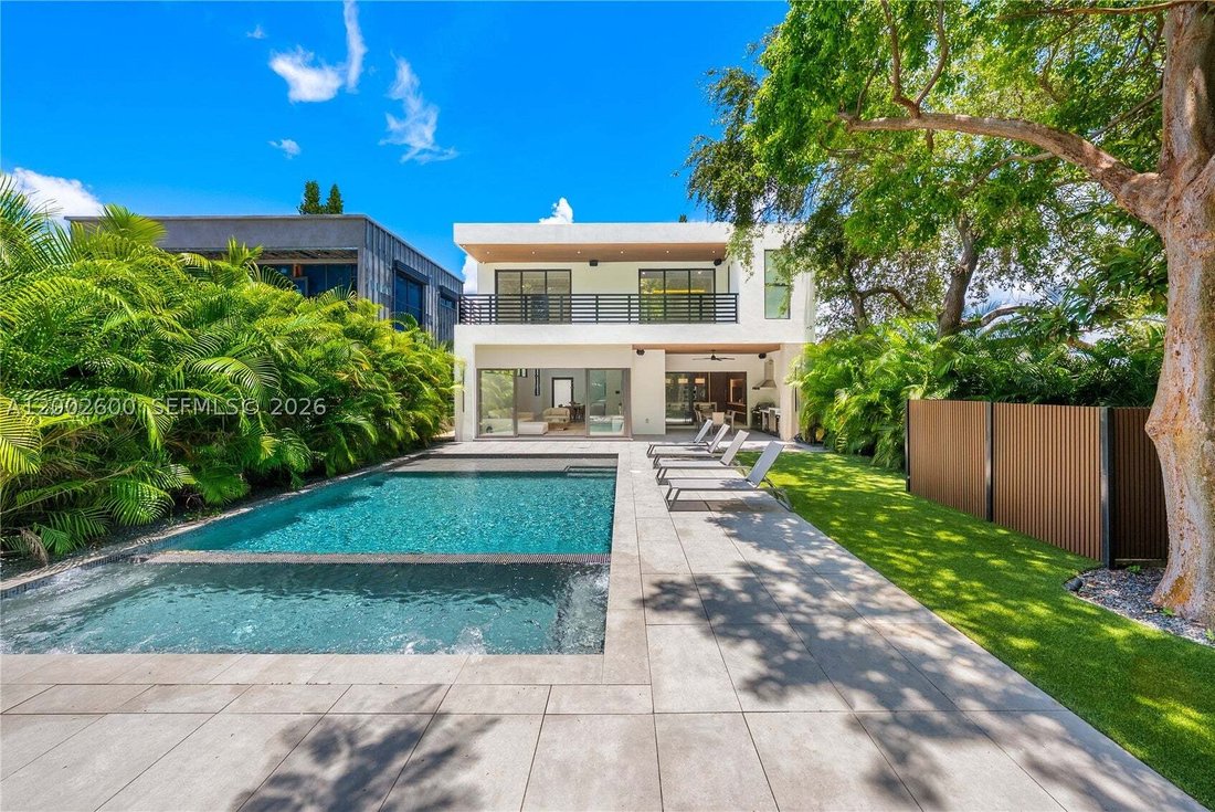 House in Miami, Florida, United States 4 - 17999529