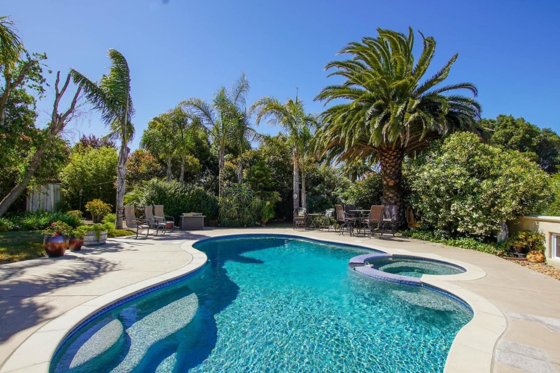 House in Hollister, California, United States 4 - 17706655