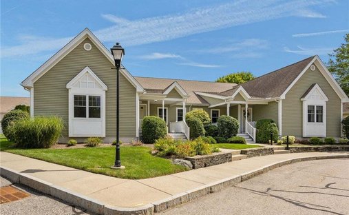 Condo in Cumberland, Rhode Island, United States 1