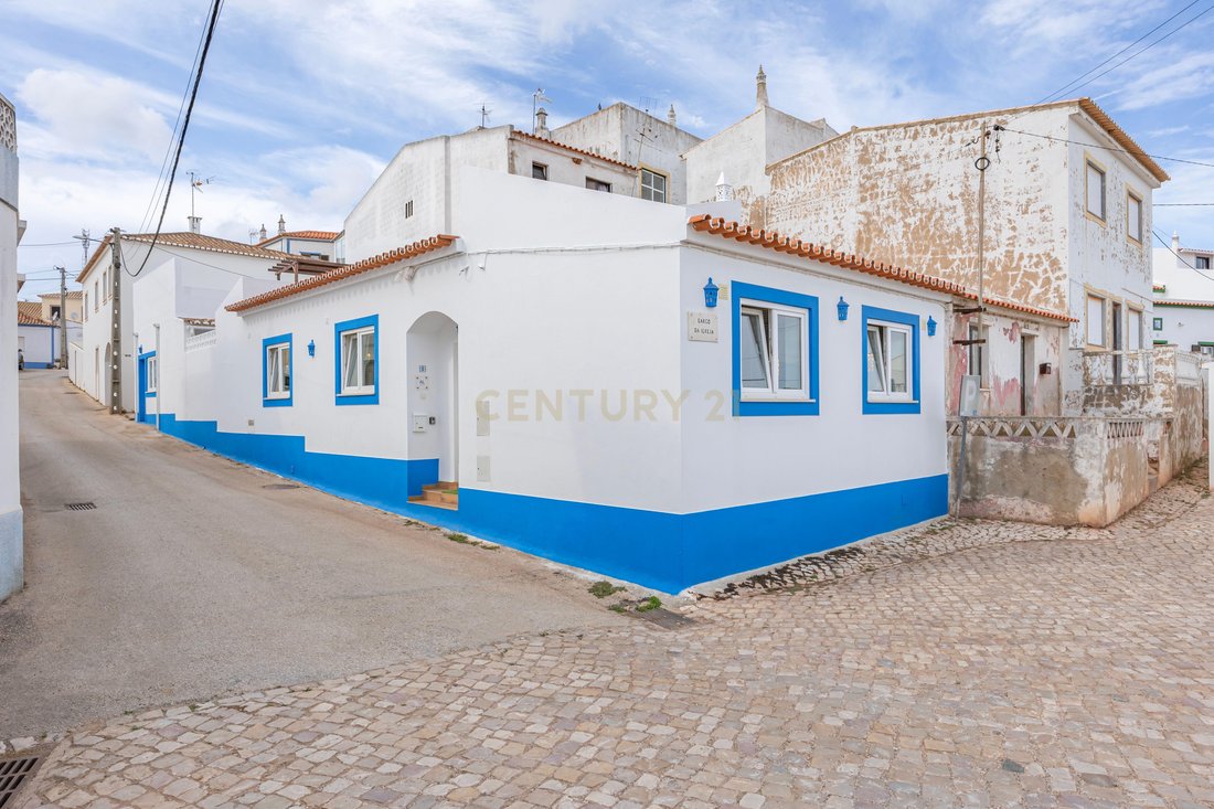 Villa in Budens, Algarve, Portugal 1 - 18772585