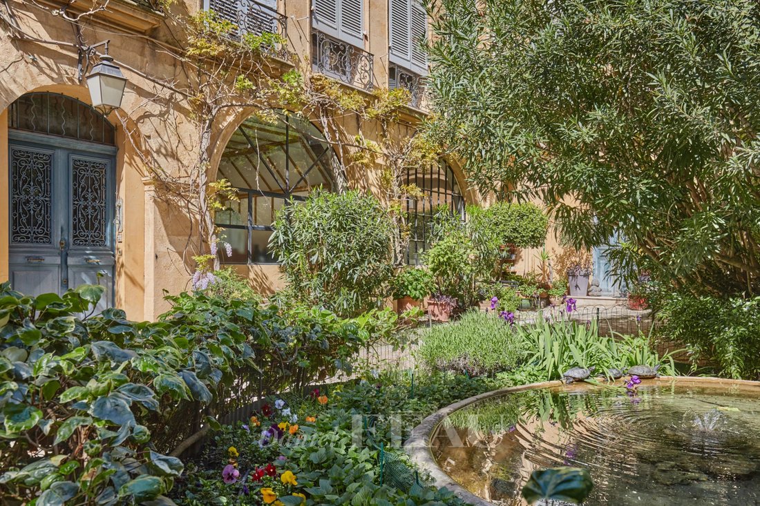 Appartement à Mazarin-Opéra-Bellegarde-Mairie, Aix-en-Provence, France 2 - 18770039