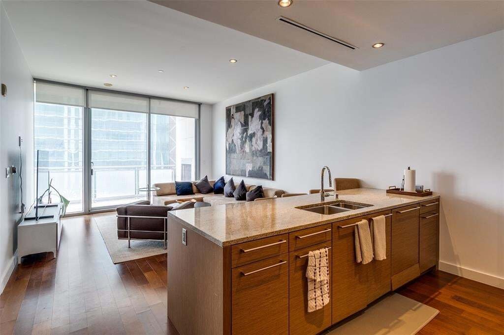 Condo in Dallas, Texas, United States 3 - 18769158
