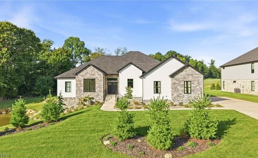 House in Canfield, Ohio, United States 1