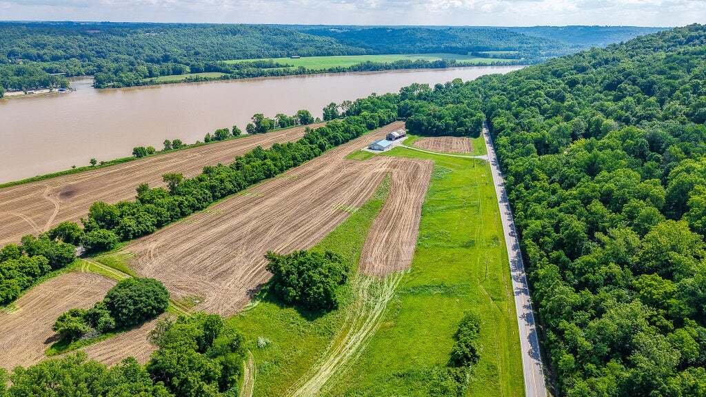 Farm Ranch in Augusta, Kentucky, United States 1 - 18247177