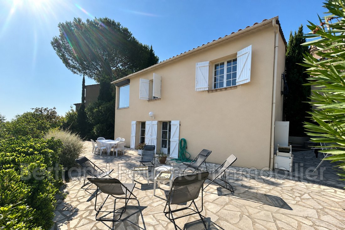 Villa in Sud, Cavalaire-sur-Mer, France 2 - 18769537