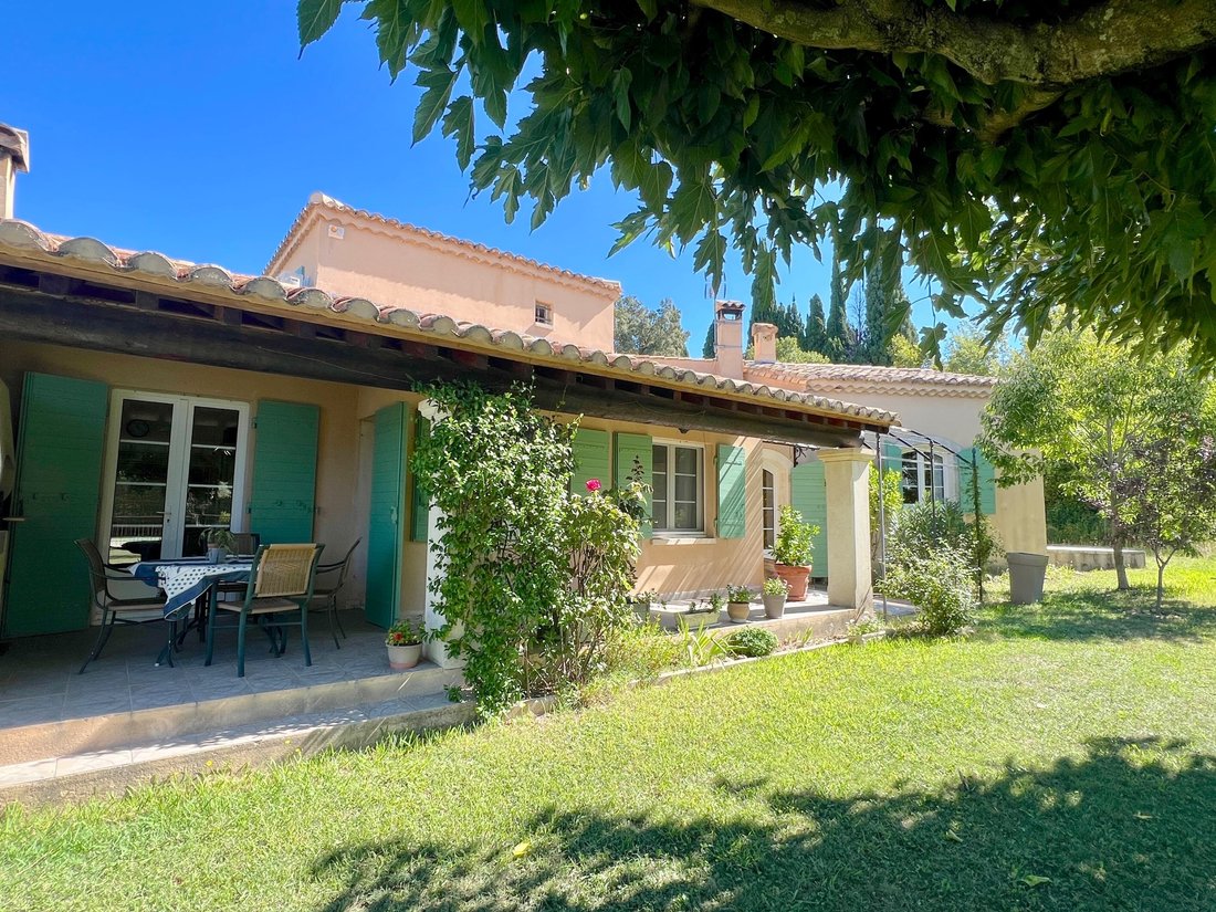 Casa en Saint-Remy-de-Provence, Provenza-Alpes-Costa Azul, Francia 1 - 18772358