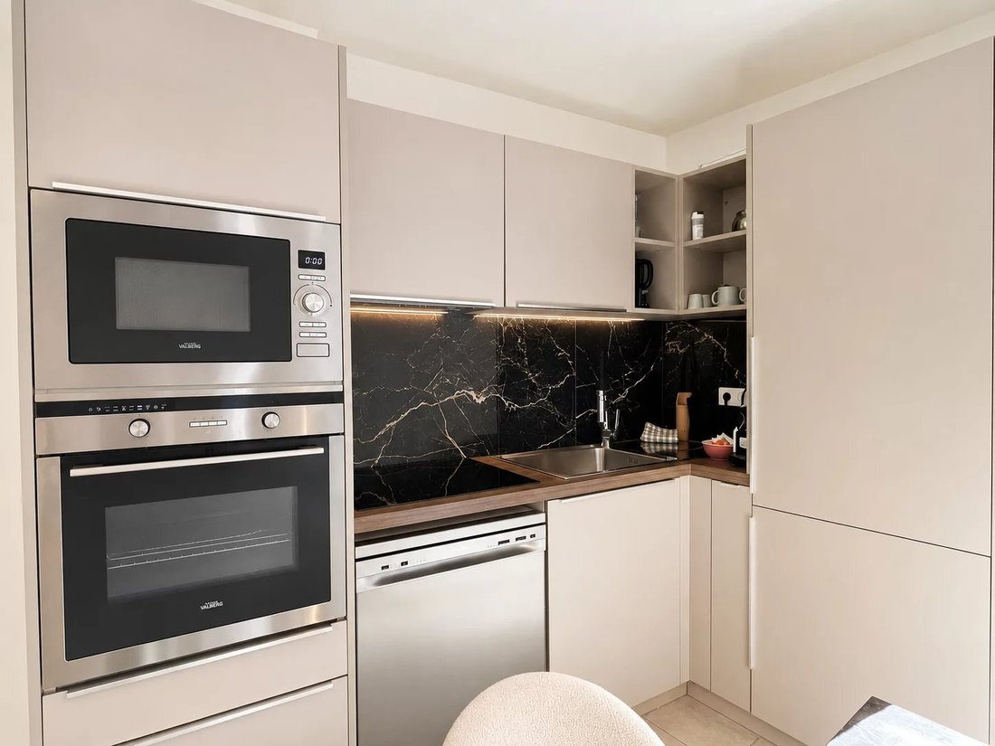 House in Tassigny, Cannes, France 5 - 18769615