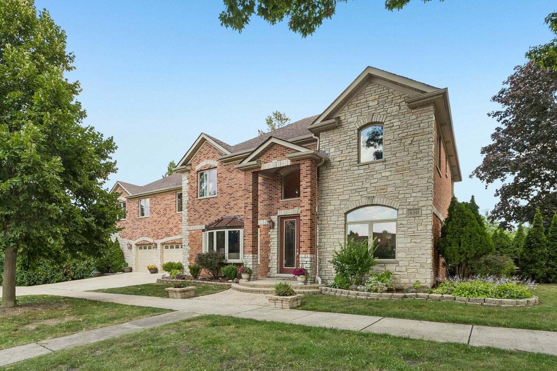 House in Mount Prospect, Illinois, United States 1 - 18768936