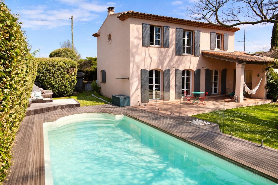 Villa in Granettes-Jauberte-Sainte Anne, Aix-en-Provence, France 3 - 18769807
