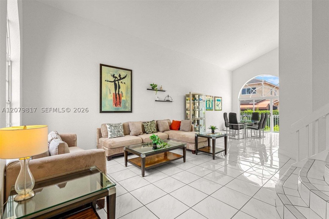Casa en Doral, Florida, Estados Unidos 5 - 18771196