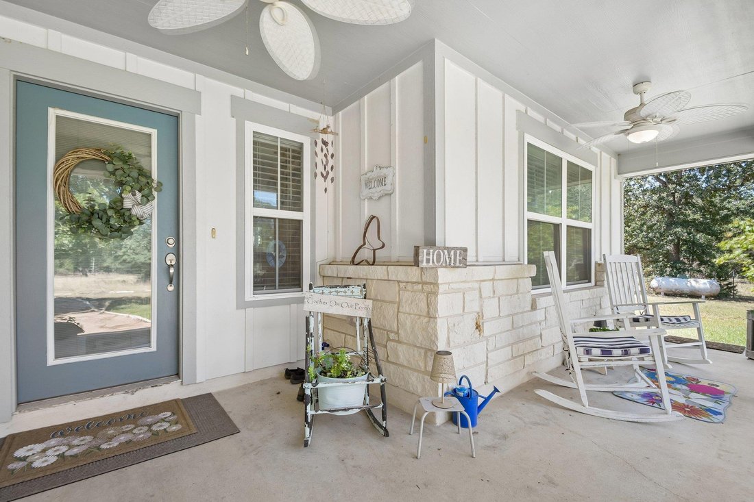 Casa a Elgin, Texas, Stati Uniti 3 - 18768832