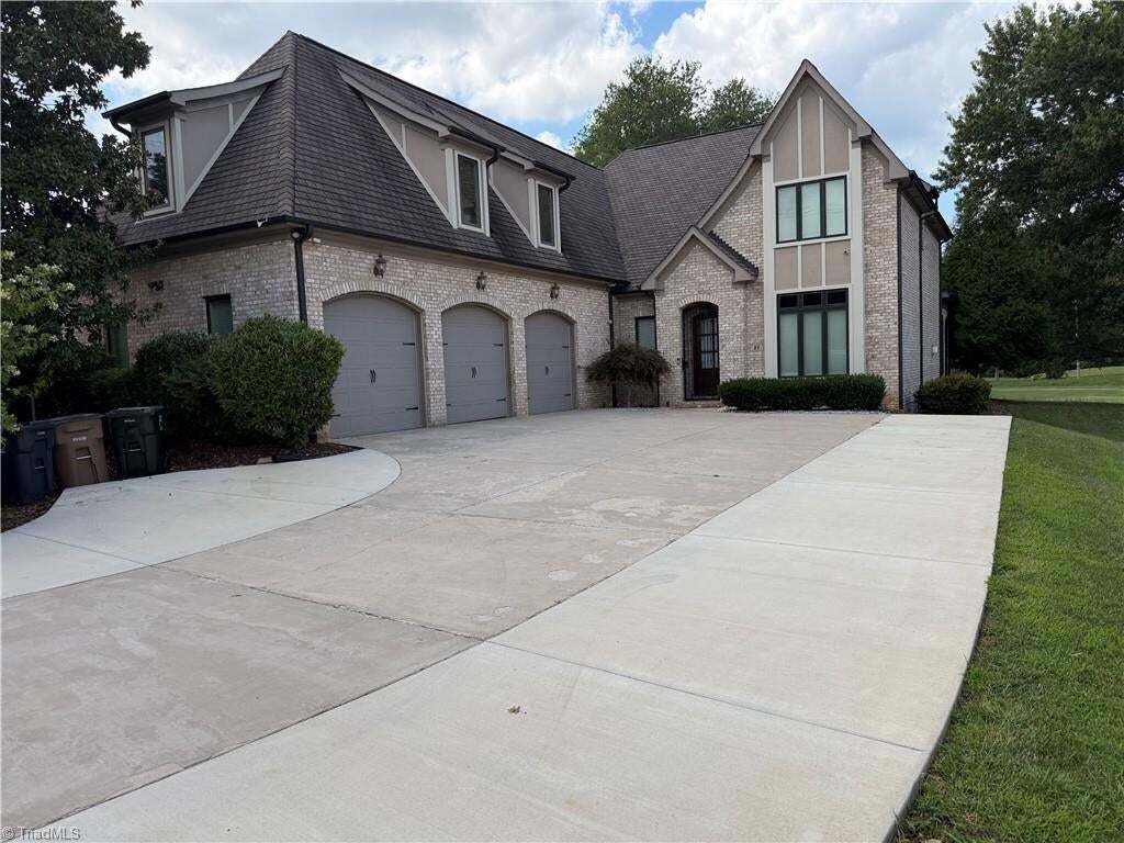 Maison à Greensboro, Caroline du Nord, États-Unis 3 - 18770851