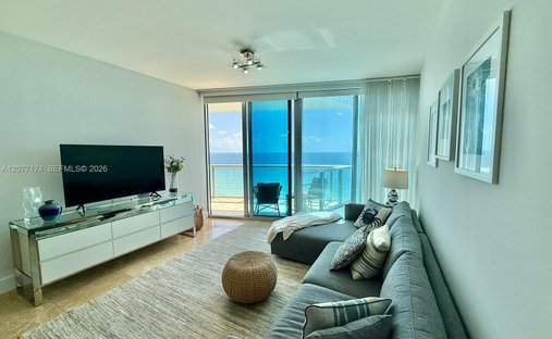Eigentumswohnung in Golden Beach, Florida, Vereinigte Staaten 1