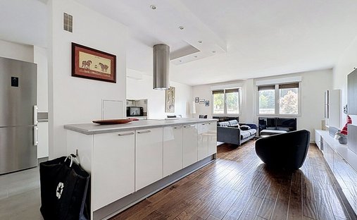 Apartment in Centre, Nanterre, France 1