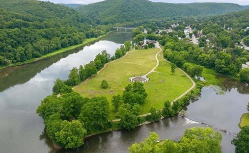 Maison à Tionesta, Pennsylvanie, États-Unis 1