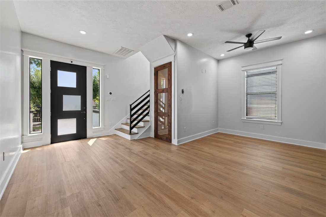 House in Houston, Texas, United States 5 - 18768998