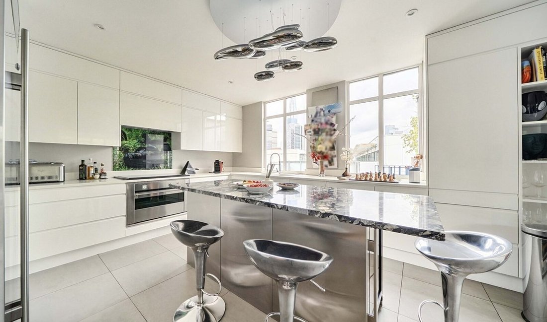 Penthouse in Borough, Southwark, England 5 - 18640036