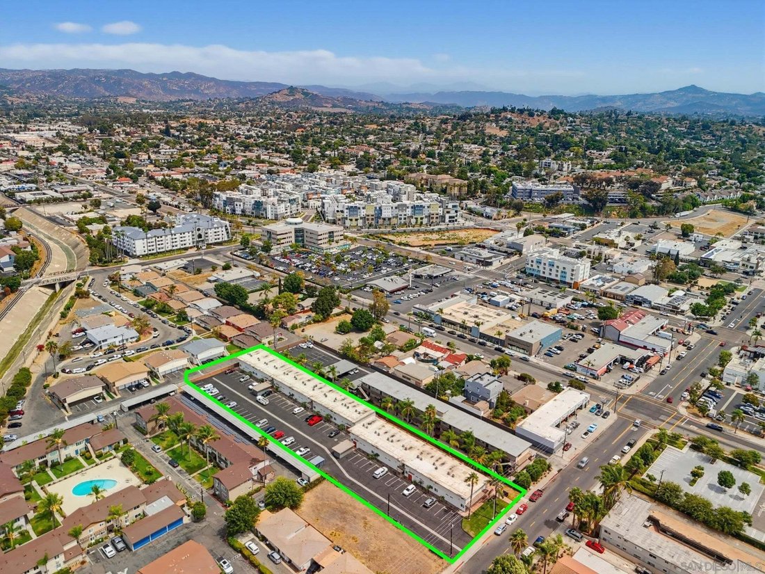 Altro a Escondido, California, Stati Uniti 4 - 18768891