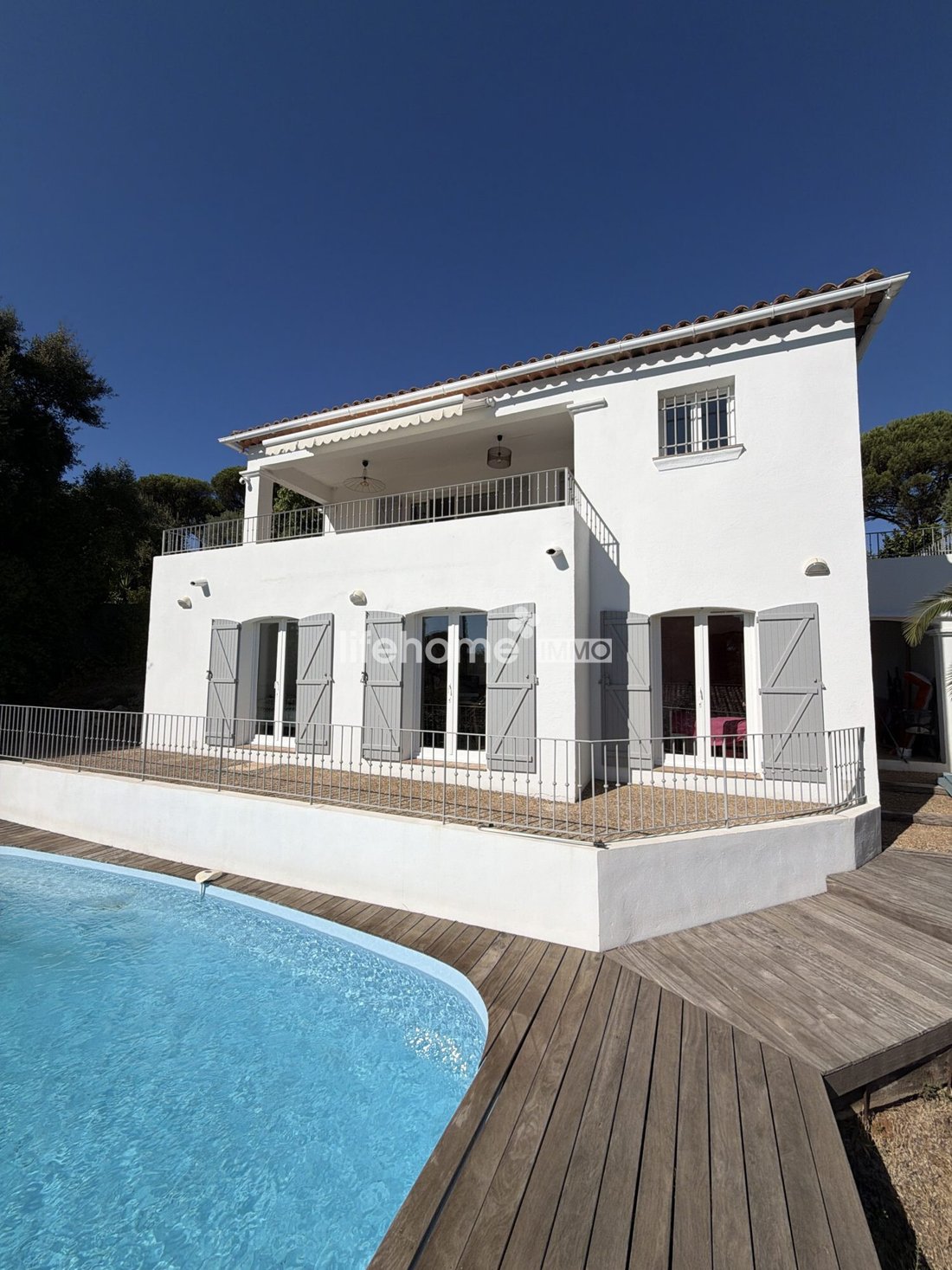 Villa en Ville-Les Saquedes-Le Bouillonnet, Sainte-Maxime, Francia 1 - 18773612