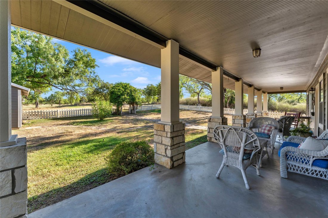 House in Llano, Texas, United States 5 - 18771653