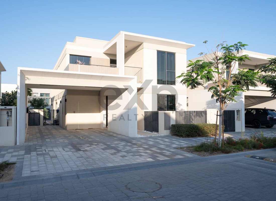 Villa in Tilal Al Ghaf, Dubai, United Arab Emirates 1 - 18768533