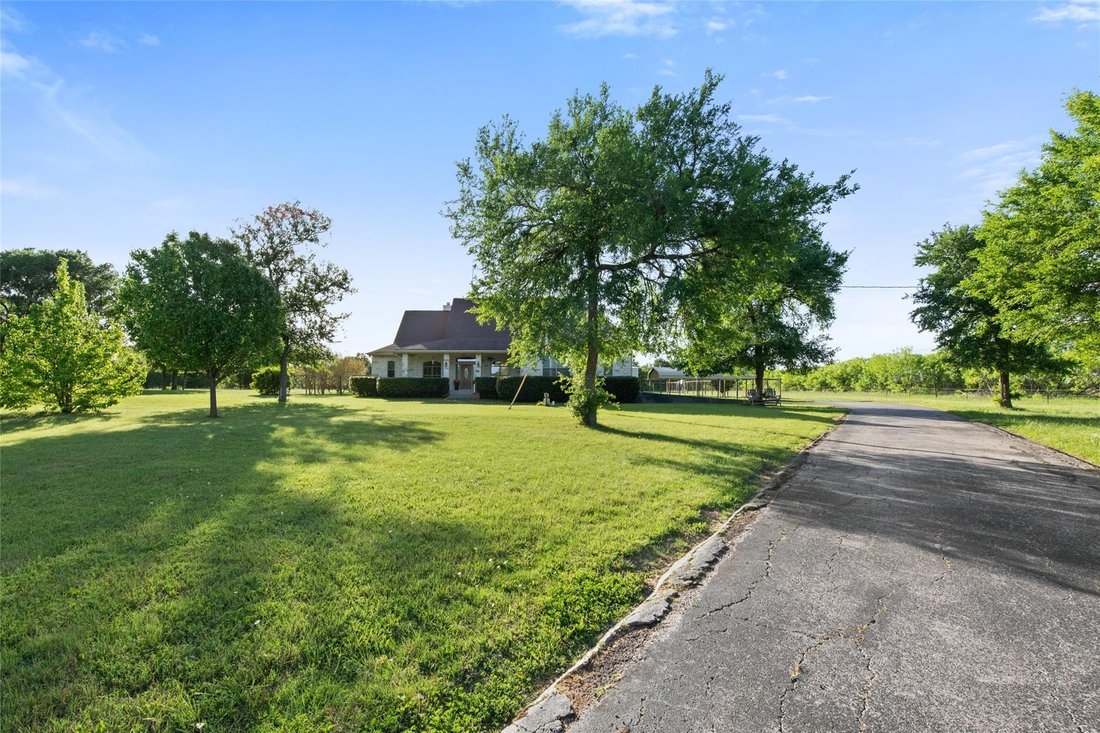 Casa en Elgin, Texas, Estados Unidos 4 - 18768807