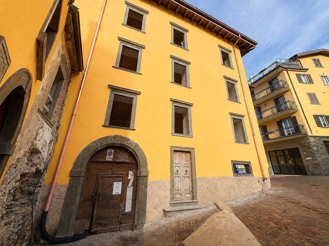 Apartamento en Clusone, Lombardía, Italia 1 - 18773429
