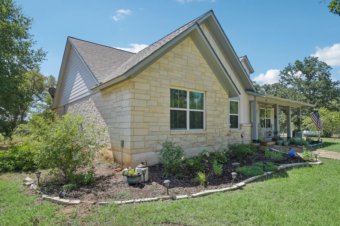 Casa a Elgin, Texas, Stati Uniti 4 - 18768832