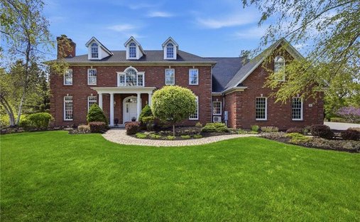 House in Amherst, New York, United States 1