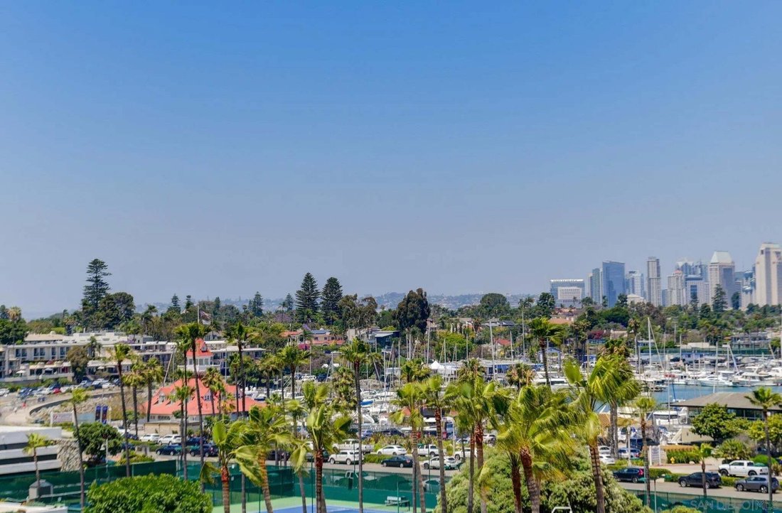 Condo in Coronado, California, United States 4 - 18772037