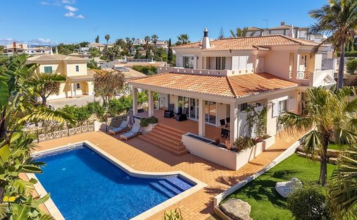 Villa in Ferragudo, Algarve, Portugal 1