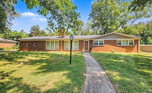 House in Ladue, Missouri, United States 1