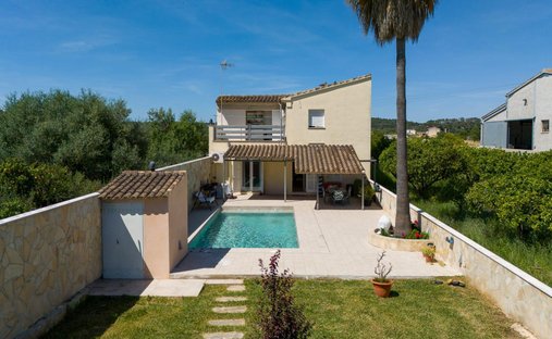 Villa in Vilafranca de Bonany, Balearic Islands, Spain 1