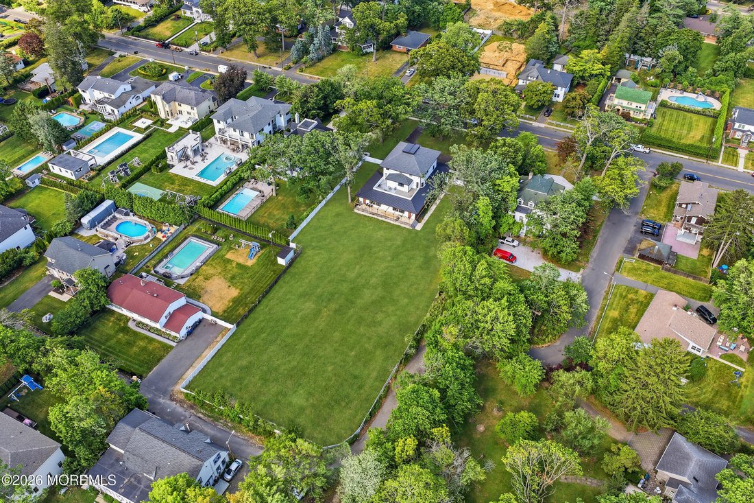 House in Long Branch, New Jersey, United States 5 - 18773801