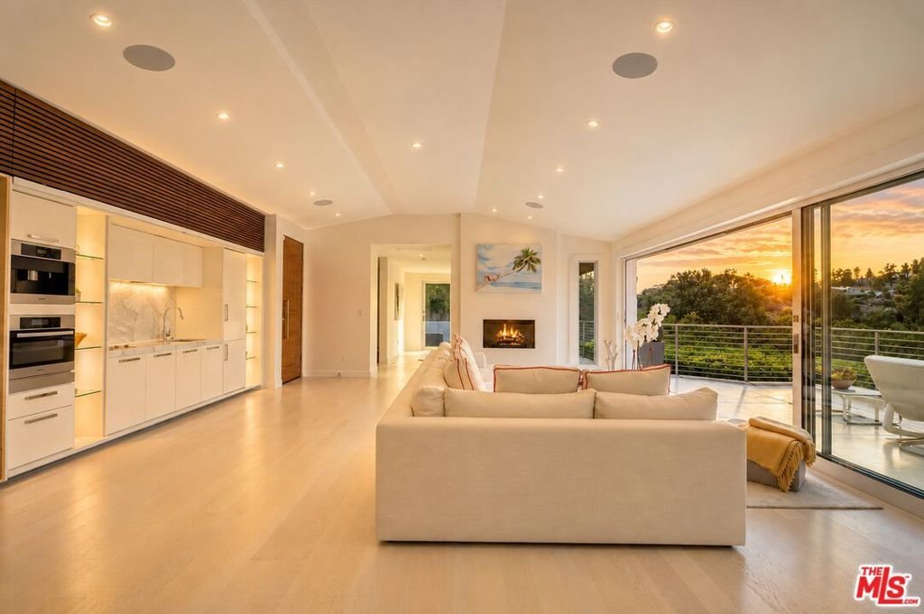 House in Beverly Hills, California, United States 1 - 18028663