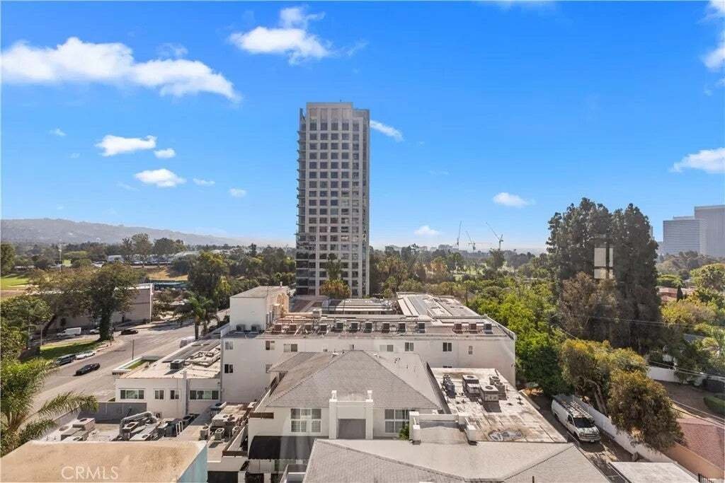 Condo in Los Angeles, California, United States 3 - 18774268