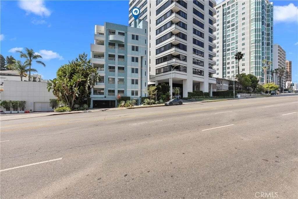 Condo in Los Angeles, California, United States 1 - 18774268