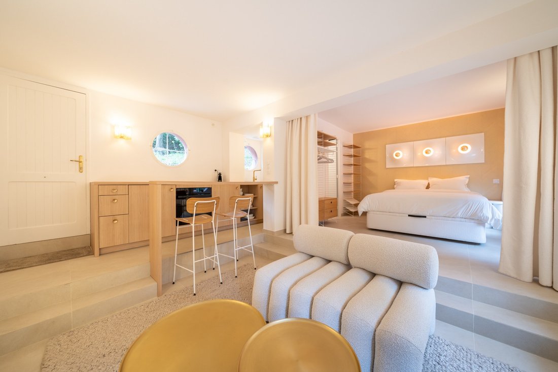 Appartamento a Zone Ouest Urbaine, San Tropez, Francia 4 - 18774332