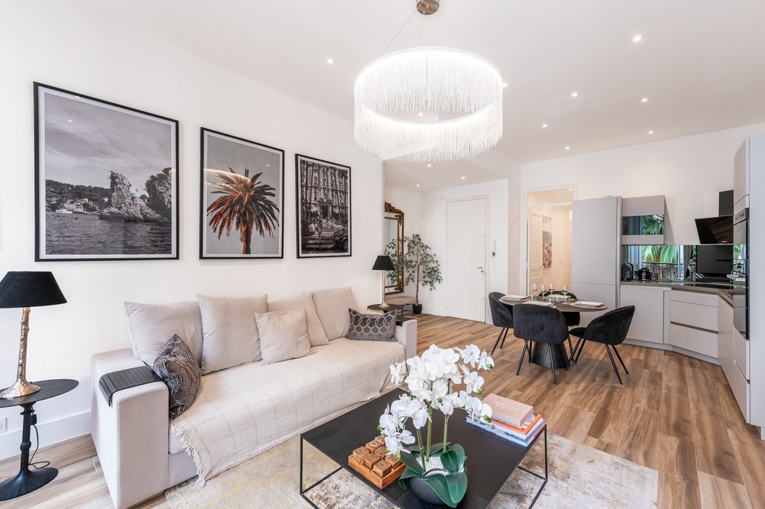 Apartment in Cannes, Provence-Alpes-Côte d'Azur, France 2 - 18774344