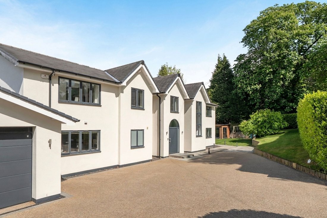 House in Woldingham, England 1 - 18187084
