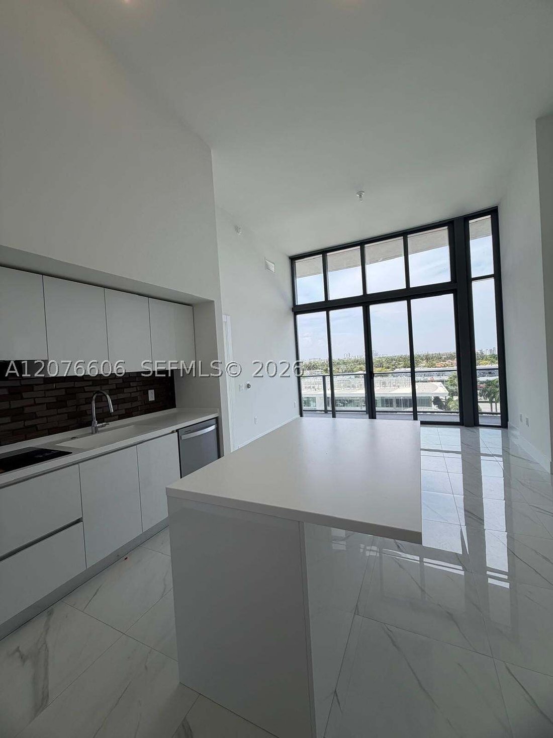 Condominio en Hallandale Beach, Florida, Estados Unidos 5 - 18774019