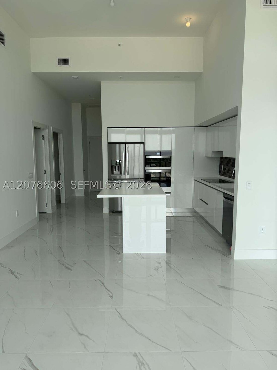 Condominio en Hallandale Beach, Florida, Estados Unidos 3 - 18774019
