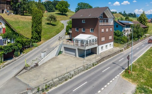 Casa a Tuggen, Svitto, Svizzera 1