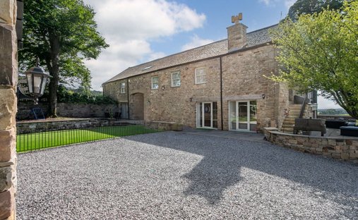 House in Over Kellet, England 1