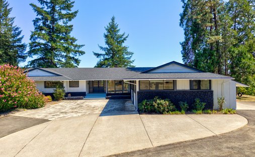 House in Roseburg, Oregon, United States 1