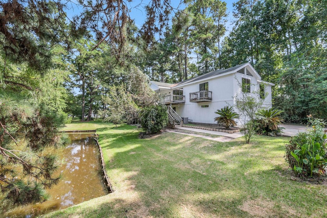 House in Coldspring, Texas, United States 3 - 18774282