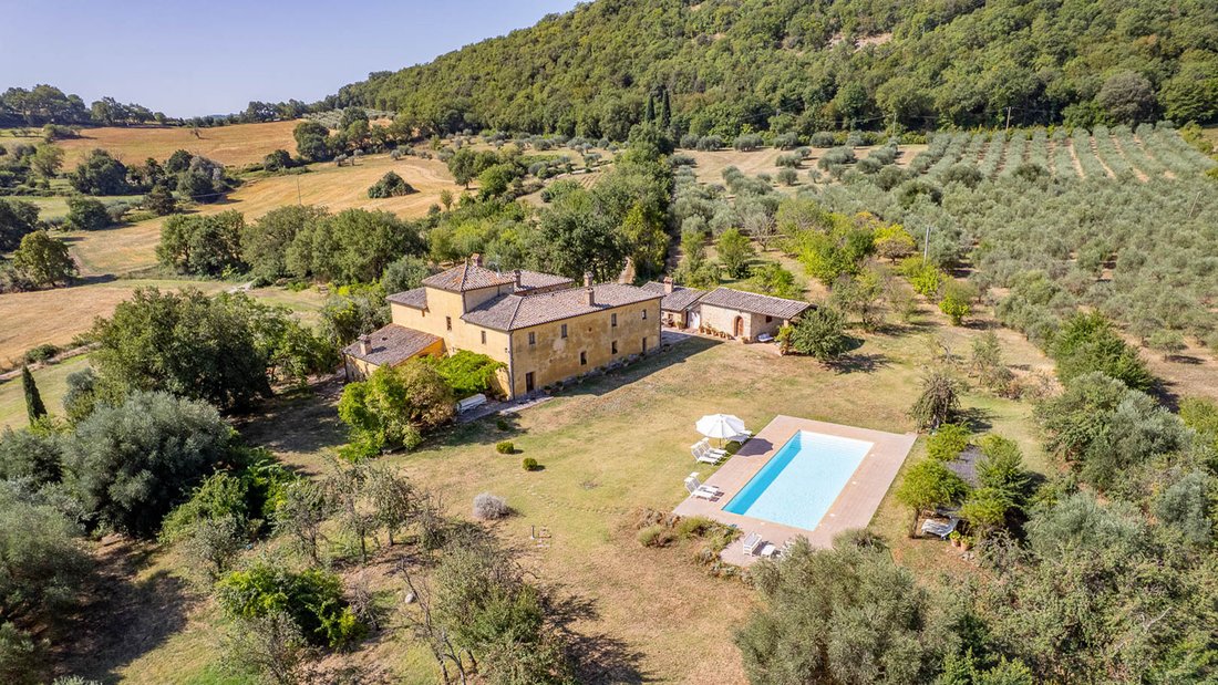 Villa in Torrita di Siena, Toskana, Italien 4 - 18774725