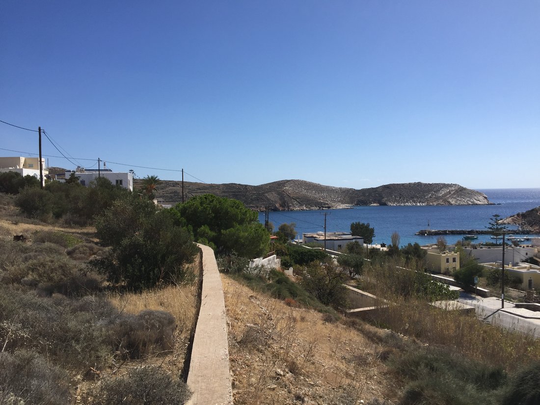 Land in Syros, Aegean, Griechenland 2 - 18774847