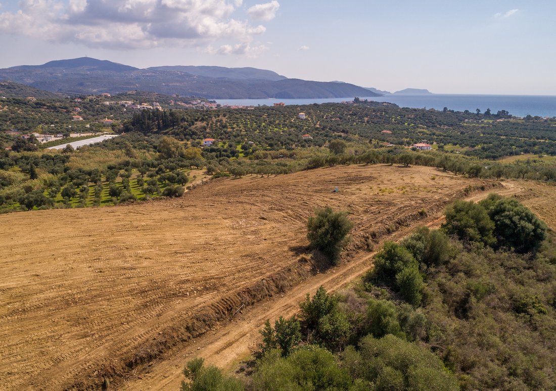Land in Methoni, Peloponnese, Western Greece and the Ionian, Griechenland 2 - 18775015