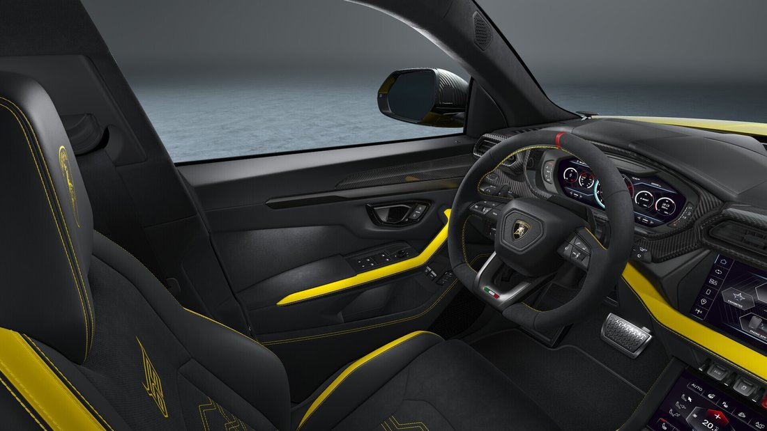 Suv in Marbella, Spain 4 - 18775108